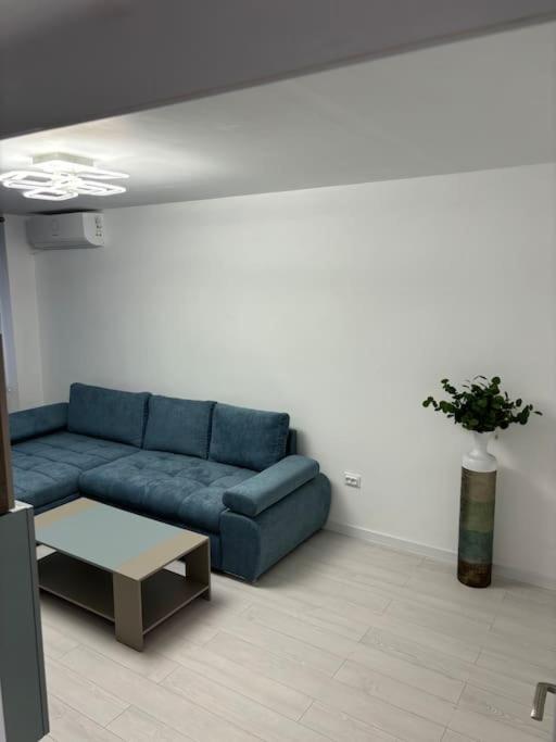 3 Camere Decomandat Bukarest Eksteriør billede