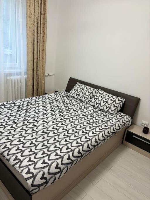 3 Camere Decomandat Bukarest Eksteriør billede